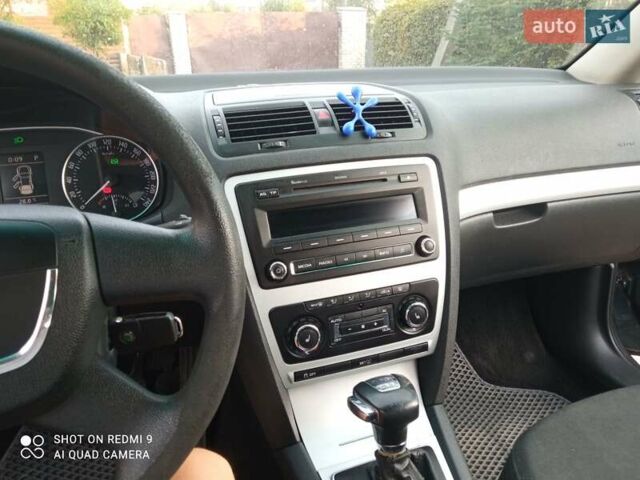 Серый Шкода Октавия, объемом двигателя 1.6 л и пробегом 297 тыс. км за 8000 $, фото 16 на Automoto.ua