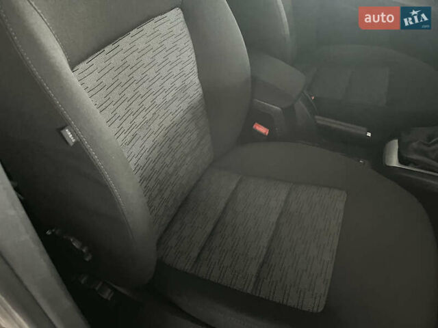 Сірий Шкода Октавія, об'ємом двигуна 1.6 л та пробігом 208 тис. км за 9150 $, фото 54 на Automoto.ua