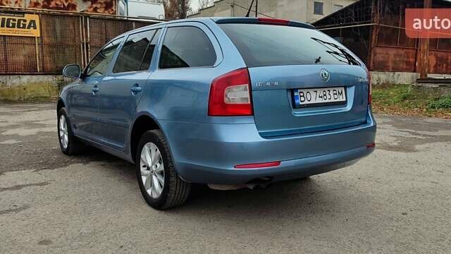 Серый Шкода Октавия, объемом двигателя 2 л и пробегом 232 тыс. км за 8700 $, фото 1 на Automoto.ua