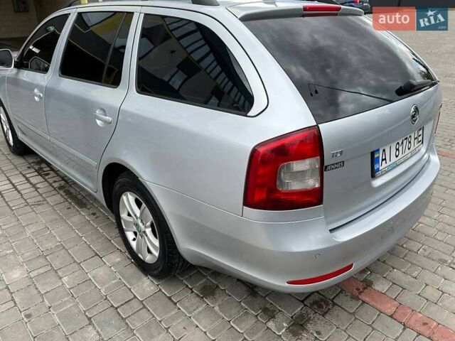 Серый Шкода Октавия, объемом двигателя 1.6 л и пробегом 263 тыс. км за 7700 $, фото 12 на Automoto.ua