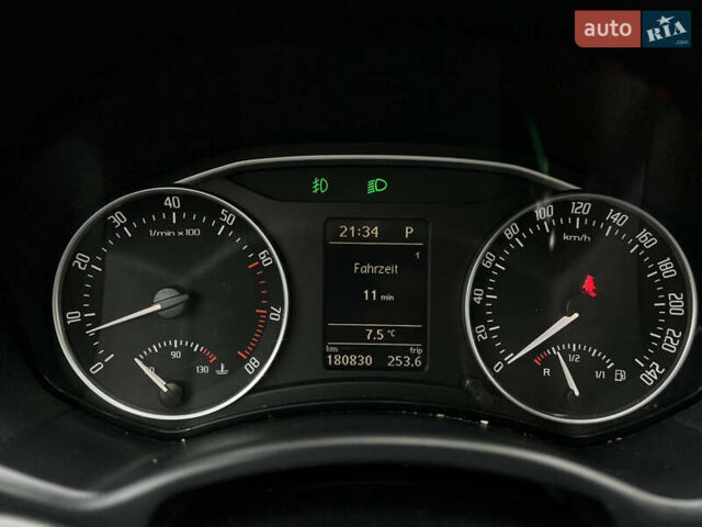 Сірий Шкода Октавія, об'ємом двигуна 1.4 л та пробігом 180 тис. км за 7299 $, фото 24 на Automoto.ua