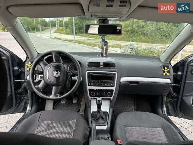 Серый Шкода Октавия, объемом двигателя 1.6 л и пробегом 231 тыс. км за 6850 $, фото 16 на Automoto.ua