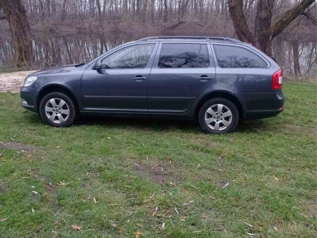 Серый Шкода Октавия, объемом двигателя 1.6 л и пробегом 277 тыс. км за 7700 $, фото 2 на Automoto.ua