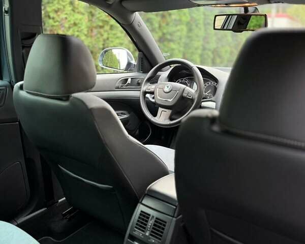 Серый Шкода Октавия, объемом двигателя 0 л и пробегом 177 тыс. км за 11850 $, фото 49 на Automoto.ua