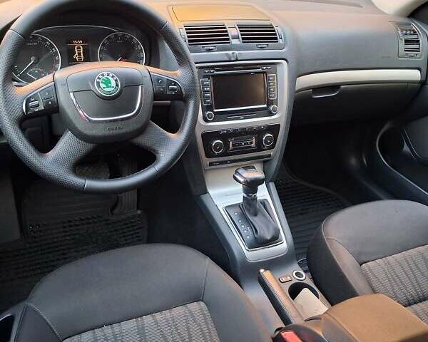 Серый Шкода Октавия, объемом двигателя 1.99 л и пробегом 274 тыс. км за 8850 $, фото 43 на Automoto.ua