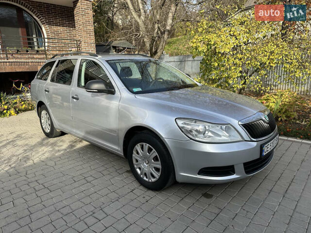 Серый Шкода Октавия, объемом двигателя 1.6 л и пробегом 374 тыс. км за 6600 $, фото 1 на Automoto.ua