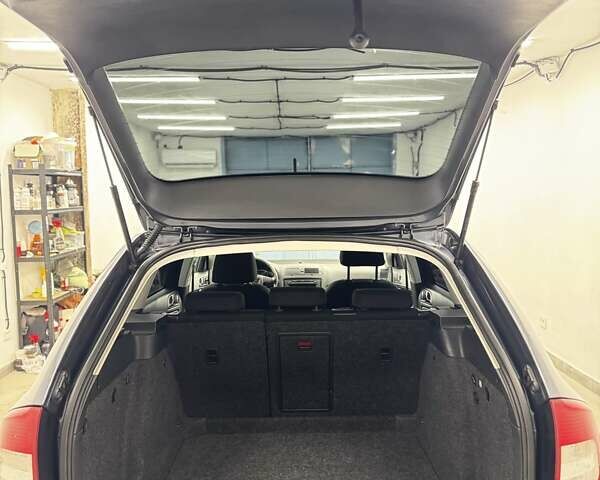 Серый Шкода Октавия, объемом двигателя 2 л и пробегом 217 тыс. км за 10750 $, фото 54 на Automoto.ua