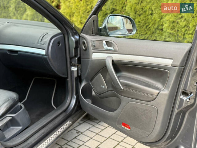 Серый Шкода Октавия, объемом двигателя 2 л и пробегом 230 тыс. км за 9499 $, фото 58 на Automoto.ua