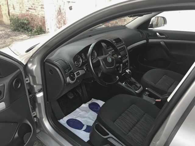 Серый Шкода Октавия, объемом двигателя 0 л и пробегом 187 тыс. км за 7850 $, фото 18 на Automoto.ua