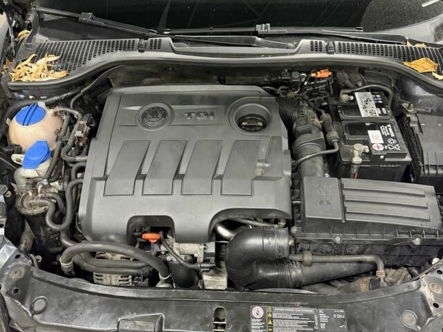 Серый Шкода Октавия, объемом двигателя 1.6 л и пробегом 307 тыс. км за 6300 $, фото 8 на Automoto.ua