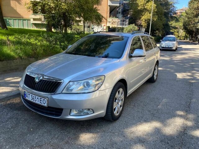 Сірий Шкода Октавія, об'ємом двигуна 1.6 л та пробігом 350 тис. км за 7544 $, фото 7 на Automoto.ua