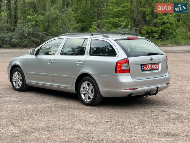Серый Шкода Октавия, объемом двигателя 1.6 л и пробегом 266 тыс. км за 8599 $, фото 4 на Automoto.ua