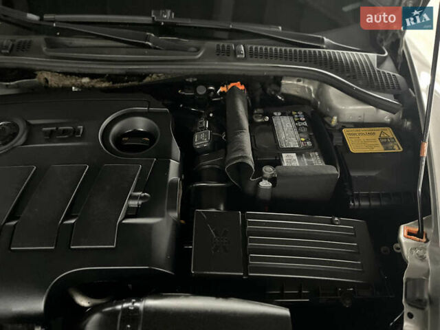 Сірий Шкода Октавія, об'ємом двигуна 1.6 л та пробігом 208 тис. км за 9150 $, фото 46 на Automoto.ua