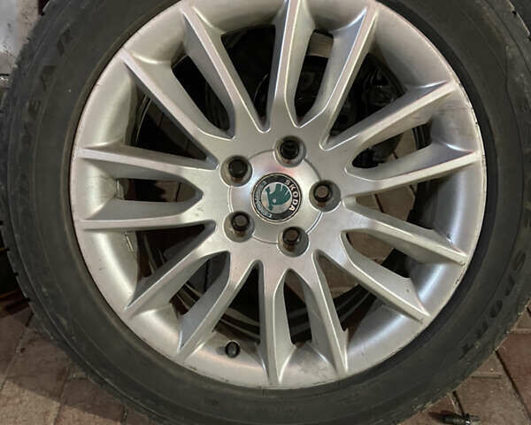 Серый Шкода Октавия, объемом двигателя 2 л и пробегом 340 тыс. км за 8900 $, фото 16 на Automoto.ua