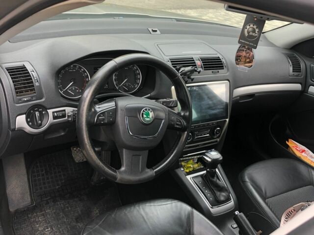 Серый Шкода Октавия, объемом двигателя 1.6 л и пробегом 275 тыс. км за 8400 $, фото 12 на Automoto.ua