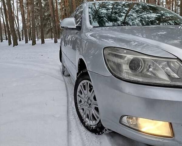 Серый Шкода Октавия, объемом двигателя 0 л и пробегом 235 тыс. км за 6500 $, фото 3 на Automoto.ua