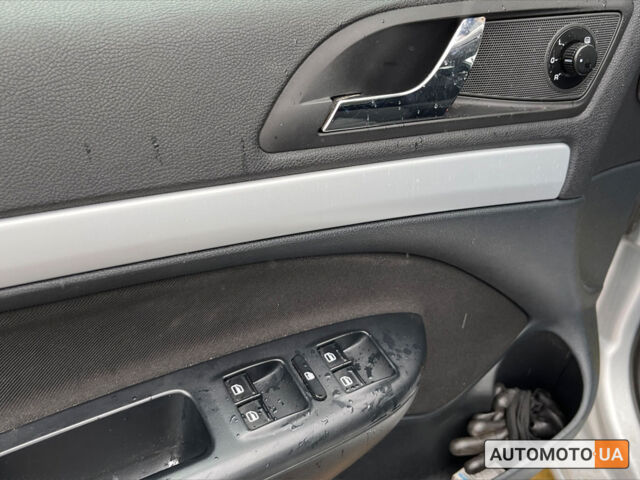 Серый Шкода Октавия, объемом двигателя 1.6 л и пробегом 296 тыс. км за 8999 $, фото 12 на Automoto.ua