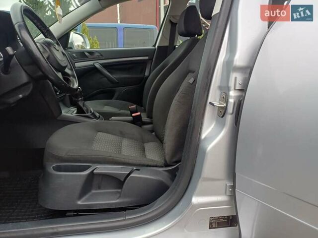 Сірий Шкода Октавія, об'ємом двигуна 1.6 л та пробігом 280 тис. км за 6950 $, фото 13 на Automoto.ua
