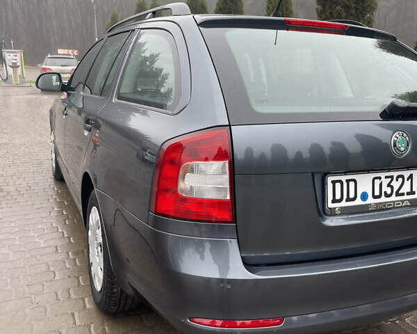 Сірий Шкода Октавія, об'ємом двигуна 1.4 л та пробігом 175 тис. км за 7000 $, фото 11 на Automoto.ua