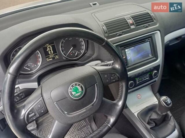 Серый Шкода Октавия, объемом двигателя 1.6 л и пробегом 269 тыс. км за 8600 $, фото 17 на Automoto.ua