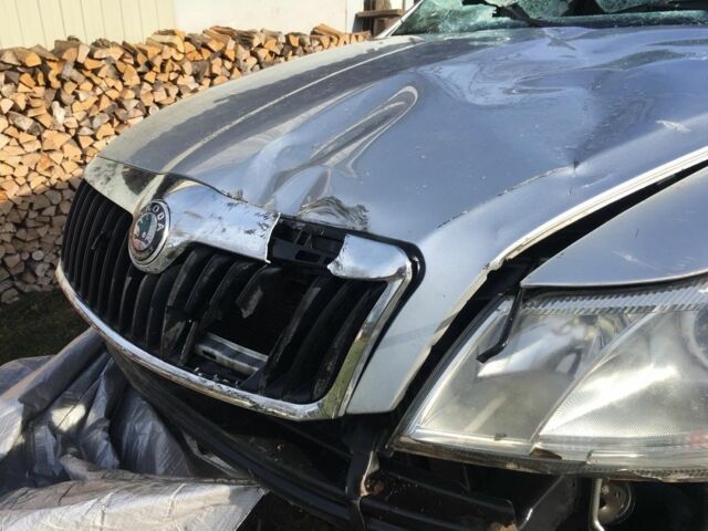 Серый Шкода Октавия, объемом двигателя 1.6 л и пробегом 200 тыс. км за 2990 $, фото 9 на Automoto.ua