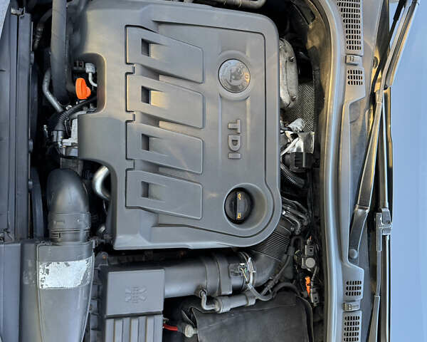 Сірий Шкода Октавія, об'ємом двигуна 2 л та пробігом 276 тис. км за 8899 $, фото 65 на Automoto.ua