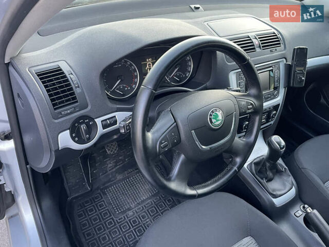 Сірий Шкода Октавія, об'ємом двигуна 1.6 л та пробігом 236 тис. км за 8800 $, фото 10 на Automoto.ua