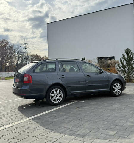 Сірий Шкода Октавія, об'ємом двигуна 1.8 л та пробігом 232 тис. км за 7300 $, фото 6 на Automoto.ua
