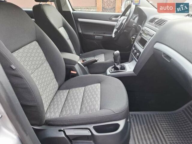 Серый Шкода Октавия, объемом двигателя 1.6 л и пробегом 194 тыс. км за 8350 $, фото 32 на Automoto.ua