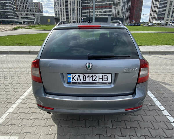 Сірий Шкода Октавія, об'ємом двигуна 1.2 л та пробігом 280 тис. км за 7600 $, фото 5 на Automoto.ua