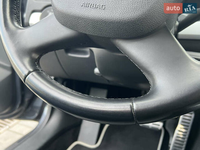 Серый Шкода Октавия, объемом двигателя 2 л и пробегом 211 тыс. км за 13200 $, фото 74 на Automoto.ua