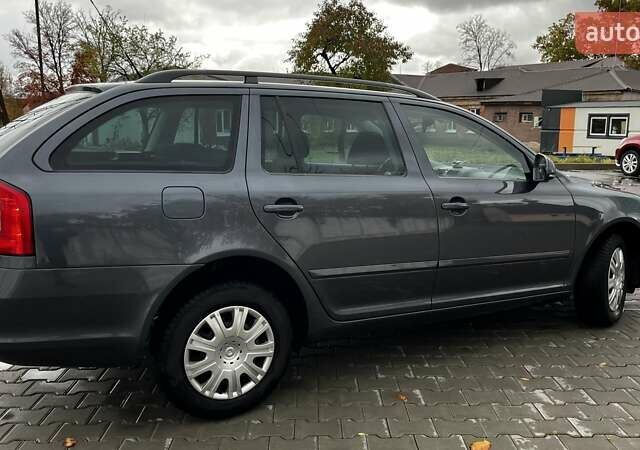 Сірий Шкода Октавія, об'ємом двигуна 1.8 л та пробігом 227 тис. км за 7800 $, фото 4 на Automoto.ua