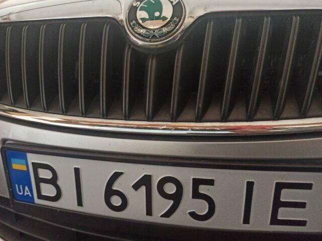 Серый Шкода Октавия, объемом двигателя 1.2 л и пробегом 280 тыс. км за 6800 $, фото 5 на Automoto.ua