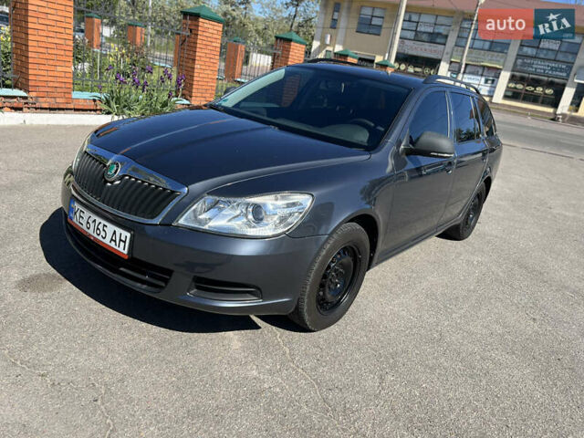Серый Шкода Октавия, объемом двигателя 1.39 л и пробегом 158 тыс. км за 8200 $, фото 4 на Automoto.ua