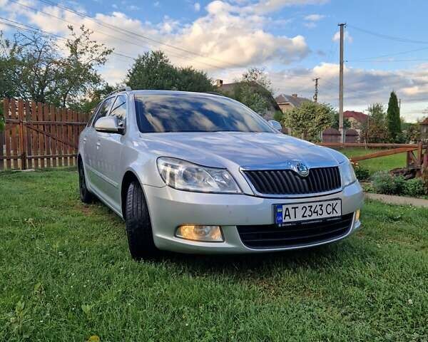 Шкода Октавия 2011 в Калуше на Automoto.ua Серый Шкода Октавия, объемом двигателя 1.97 л и пробегом 300 тыс. км за 8000 $, фото 8 на Automoto.ua