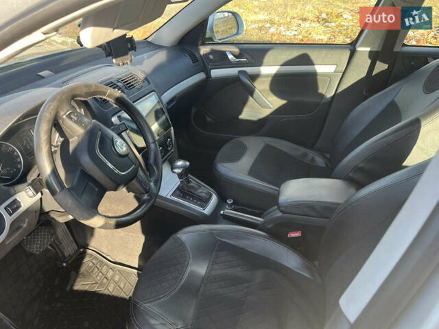 Серый Шкода Октавия, объемом двигателя 1.97 л и пробегом 289 тыс. км за 10000 $, фото 7 на Automoto.ua