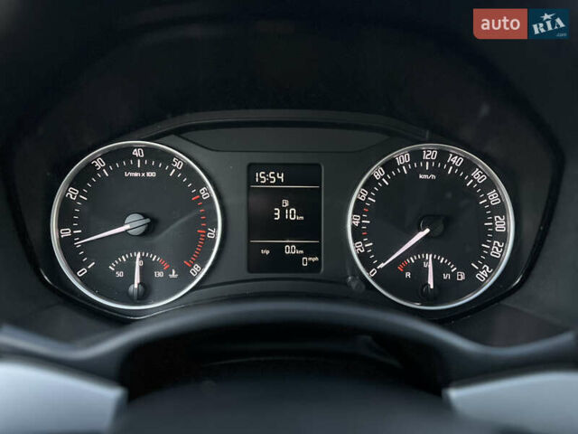 Сірий Шкода Октавія, об'ємом двигуна 1.39 л та пробігом 267 тис. км за 7400 $, фото 23 на Automoto.ua