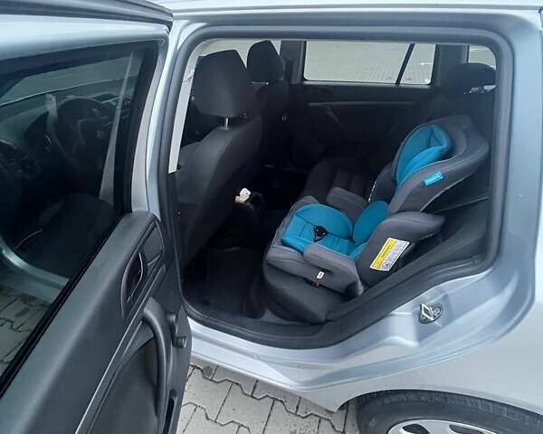 Сірий Шкода Октавія, об'ємом двигуна 1.6 л та пробігом 276 тис. км за 8300 $, фото 9 на Automoto.ua