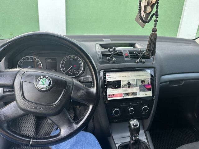 Серый Шкода Октавия, объемом двигателя 1.6 л и пробегом 350 тыс. км за 6000 $, фото 7 на Automoto.ua