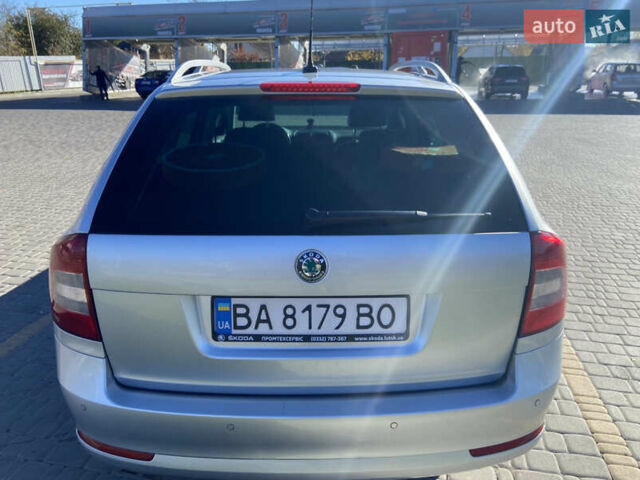 Серый Шкода Октавия, объемом двигателя 2 л и пробегом 340 тыс. км за 8900 $, фото 7 на Automoto.ua