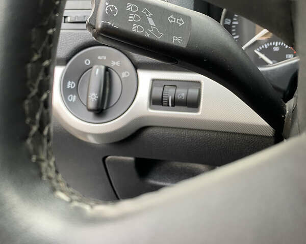 Сірий Шкода Октавія, об'ємом двигуна 1.97 л та пробігом 245 тис. км за 8999 $, фото 34 на Automoto.ua