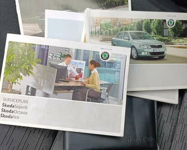 Сірий Шкода Октавія, об'ємом двигуна 1.6 л та пробігом 307 тис. км за 7300 $, фото 17 на Automoto.ua