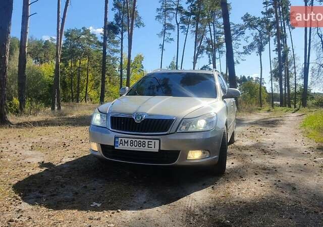 Серый Шкода Октавия, объемом двигателя 1.6 л и пробегом 264 тыс. км за 6999 $, фото 3 на Automoto.ua
