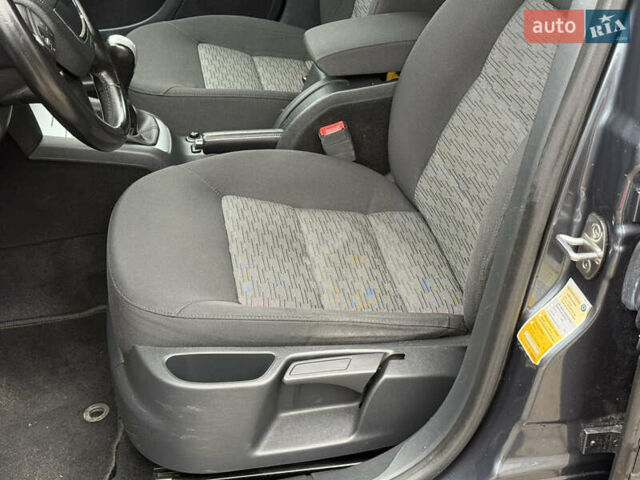 Серый Шкода Октавия, объемом двигателя 1.6 л и пробегом 248 тыс. км за 8350 $, фото 26 на Automoto.ua