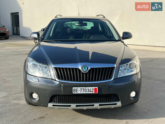Серый Шкода Октавия, объемом двигателя 2 л и пробегом 211 тыс. км за 13200 $, фото 204 на Automoto.ua