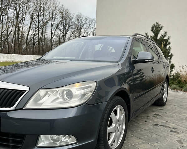Сірий Шкода Октавія, об'ємом двигуна 1.8 л та пробігом 232 тис. км за 7200 $, фото 9 на Automoto.ua