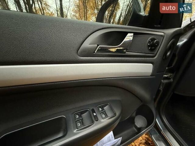 Серый Шкода Октавия, объемом двигателя 1.6 л и пробегом 280 тыс. км за 8000 $, фото 13 на Automoto.ua