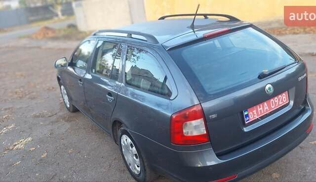 Сірий Шкода Октавія, об'ємом двигуна 0 л та пробігом 225 тис. км за 6600 $, фото 17 на Automoto.ua