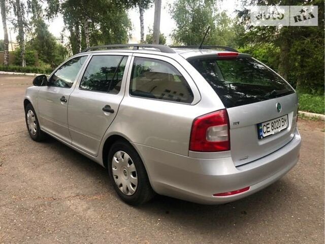 Шкода Октавія 2011 у Чернівцях на Automoto.ua Сірий Шкода Октавія, об'ємом двигуна 1.6 л та пробігом 301 тис. км за 4900 $, фото 6 на Automoto.ua