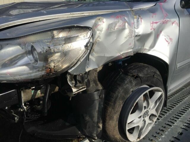 Серый Шкода Октавия, объемом двигателя 1.6 л и пробегом 200 тыс. км за 2990 $, фото 8 на Automoto.ua